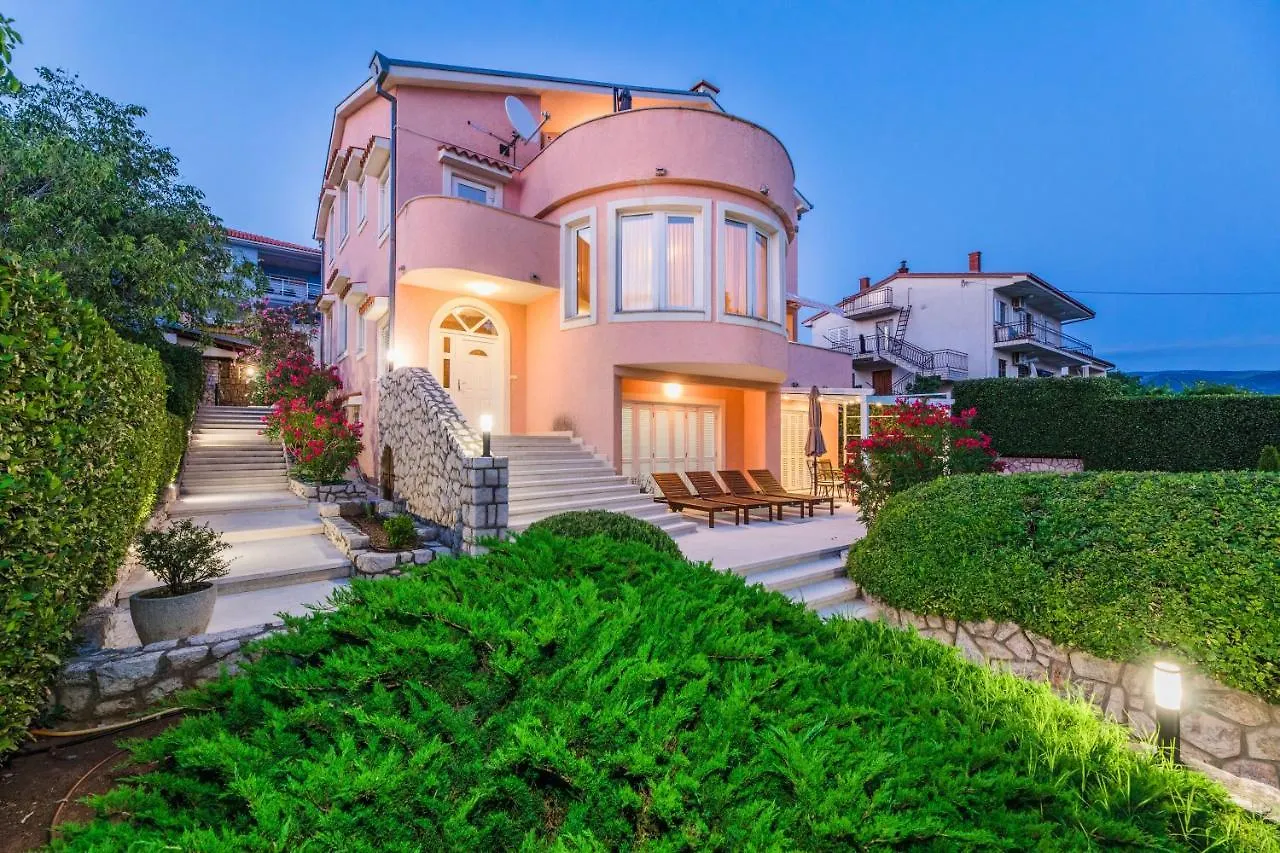 Villa Novi Novi Vinodolski 0*,